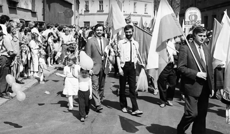 Cyfrowy Most Pokoleń - nostalgikon.pl